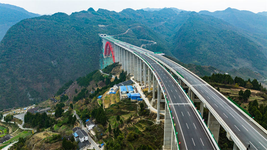 Guizhou: via expressa Renhuai-Zunyi é aberta ao tráfego
