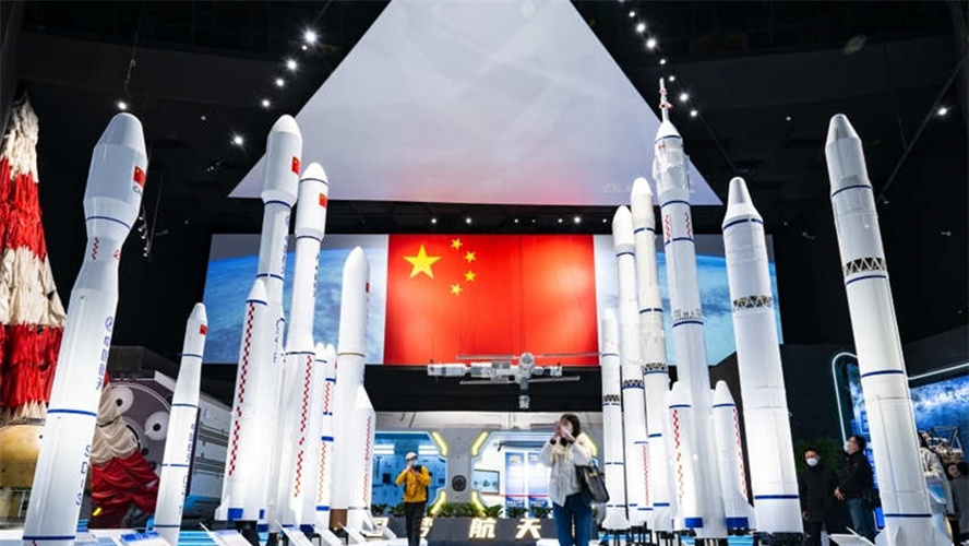 China lançará mais de 200 espaçonaves em 2023