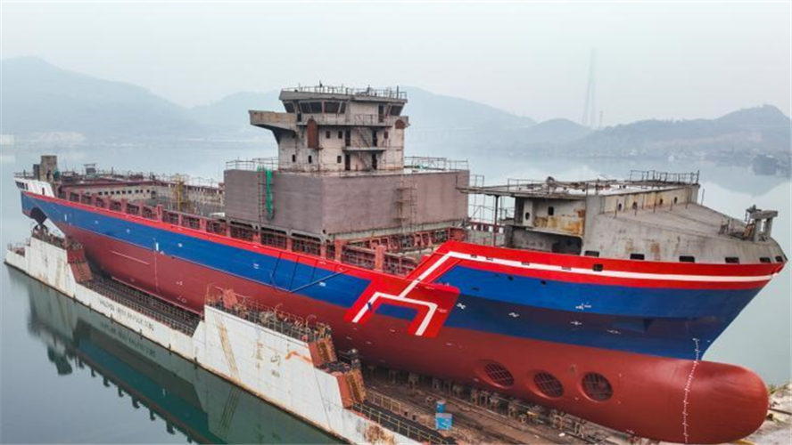 Galeria: primeiro navio de instalação de cabos da China, com 10.000 toneladas, revelado em Jiangxi