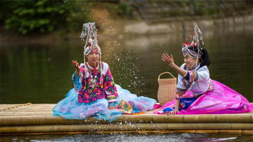 Galeria: vilarejo da etnia She no leste da China aposta no turismo