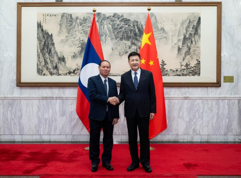 China e Laos prometem fortalecer aplicação da lei e cooperação em segurança