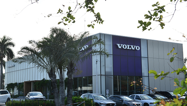 Volvo amplia sede da Ásia-Pacífico em ShanghaiA Volvo Cars iniciou a construção da quarta fase de sua sede na região Ásia-Pacífico em Shanghai, marcada por uma cerimônia de inauguração na quarta-feira.