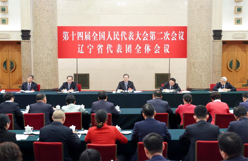 Líderes chineses participam de deliberações na sessão legislativa anual
