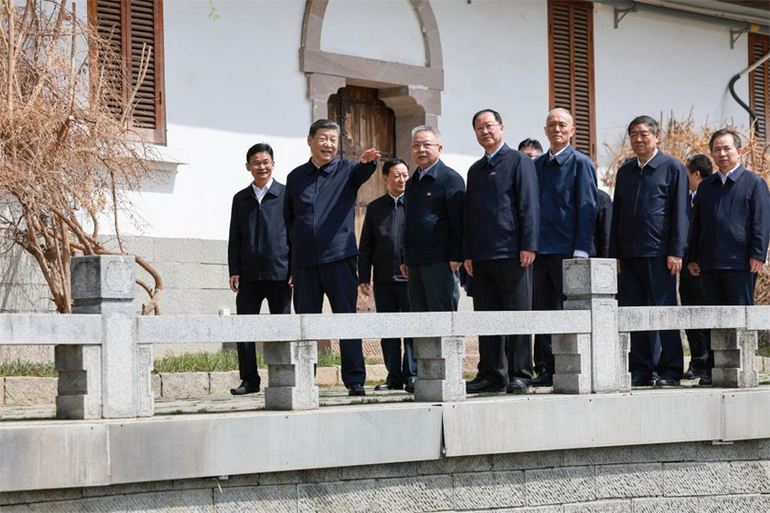 Xi Jinping inspeciona Changde, na província central chinesa de Hunan