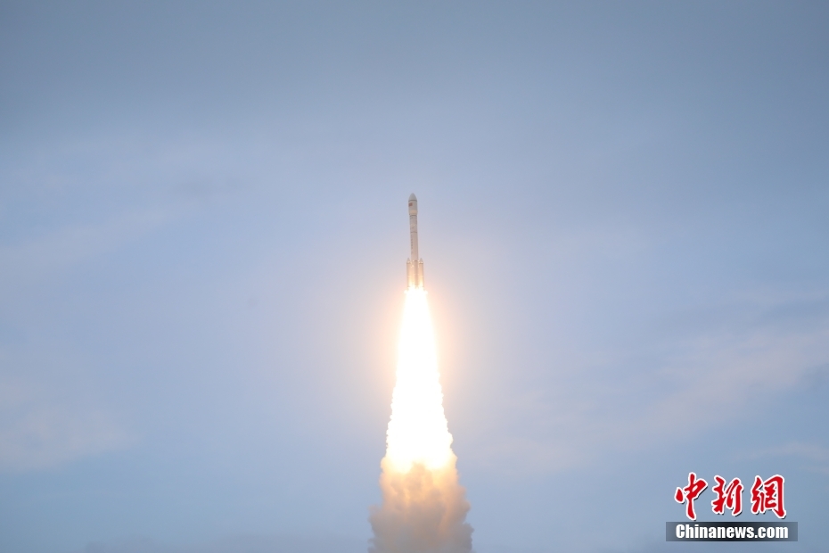 China lança novo satélite para monitorar ambientes atmosférico e espacial