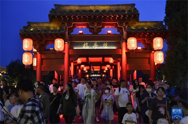 Três dias do feriado chinês Qingming registram 740 milhões de viagens