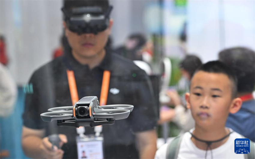 4ª Exposição Internacional de Produtos de Consumo reúne artigos de todo o mundo