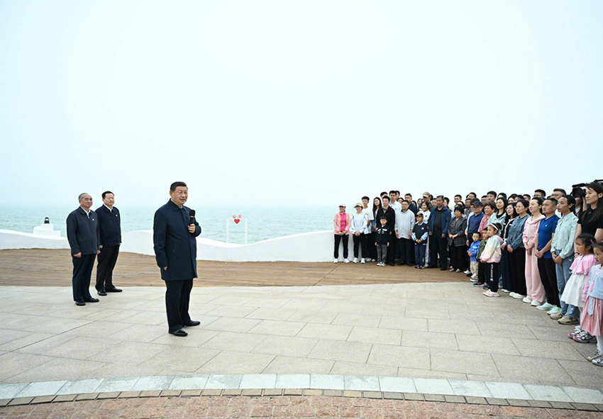 Xi Jinping pede trabalho árduo para melhorar o bem-estar das pessoas