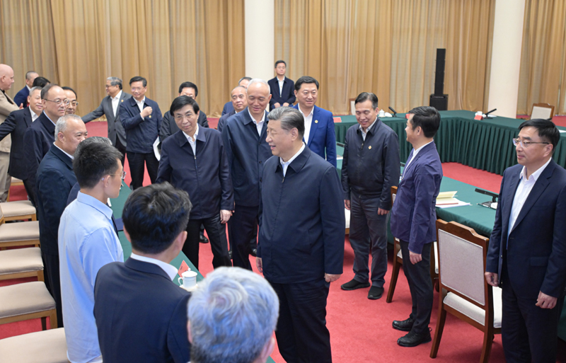 Xi Jinping preside simpósio, pedindo mais reformas centradas na modernização chinesa