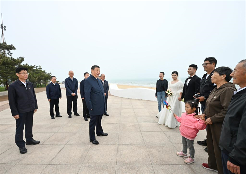 Xi Jinping pede avanço da reforma para promover modernização durante inspeção em Shandong