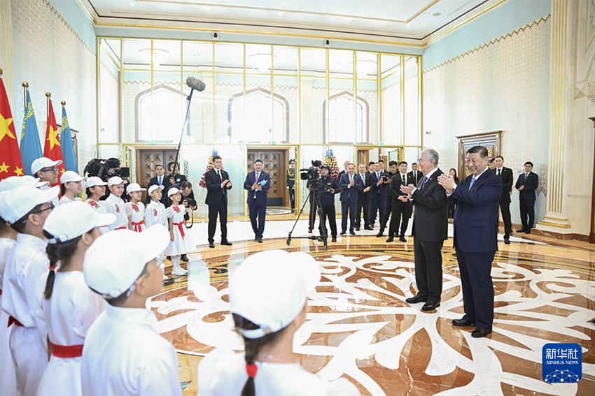 Xi Jinping chega ao Cazaquistão para visita de Estado e cúpula da OCS com foco no impulso da cooperação