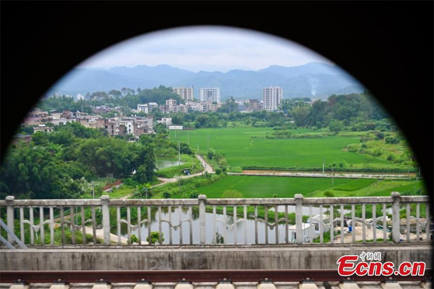 Guangdong: ferrovia de alta velocidade Meizhou-Longchuan inicia operações experimentais