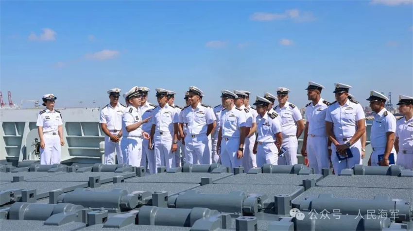 China e Egito realizam exercício naval conjunto no Mar Mediterrâneo