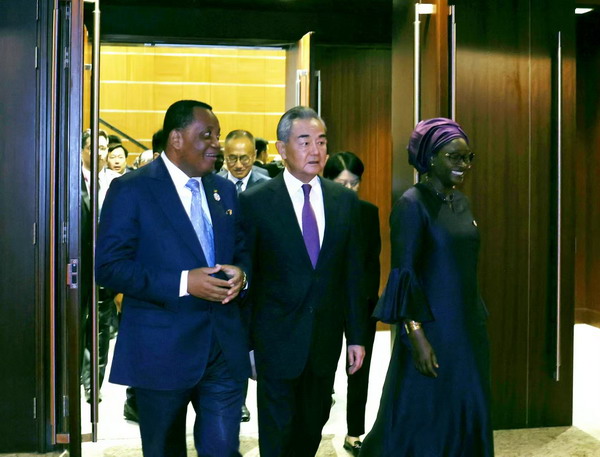 FOCAC: Chanceler chinês propõe princípios para cooperação internacional com África