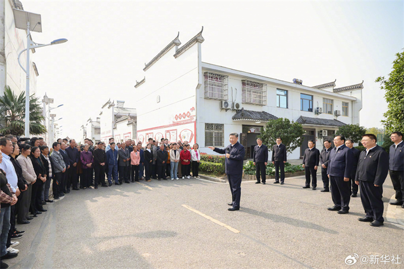 Xi Jinping pede aceleração da vitalização rural