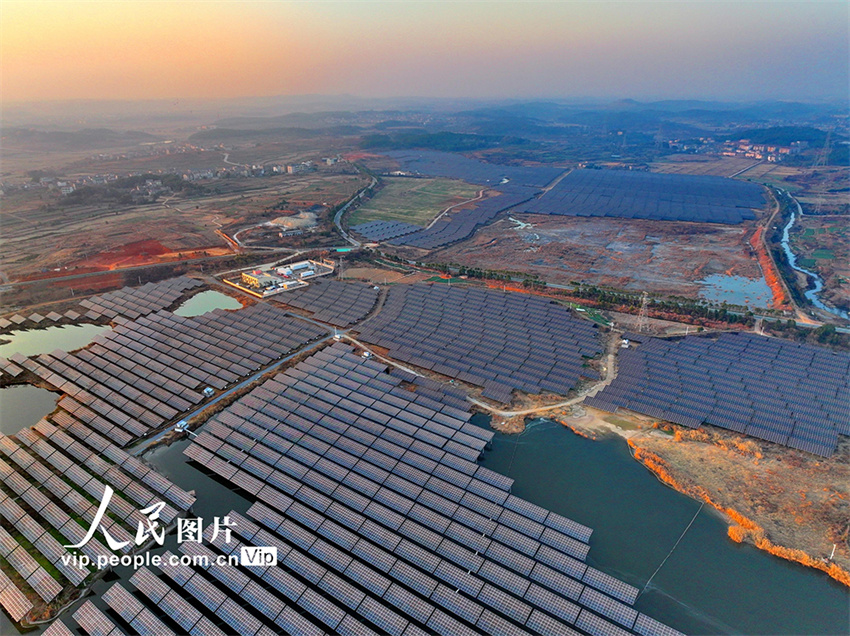 Geração de energia fotovoltaica promove desenvolvimento sustentável em Jiangxi