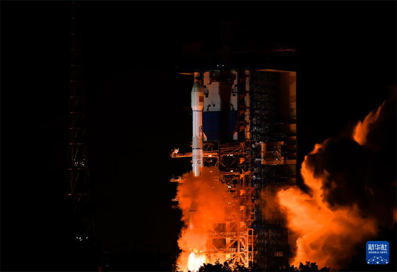 China lança novo satélite de teste de tecnologia de comunicação