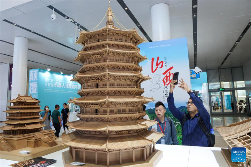 Shenzhen: 21ª Feira Internacional de Indústrias Culturais da China é inaugurada