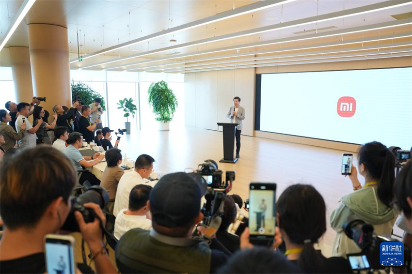 Fábrica de Automóveis Xiaomi produz veículo de nova energia em 76 segundos