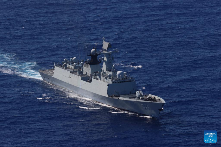 Formações de porta-aviões da China regressam após concluir treinamento em alto-mar