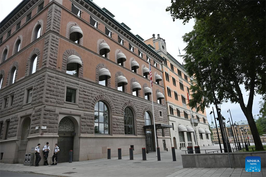 Nova rodada de conversações comerciais entre China e EUA começa na Suécia