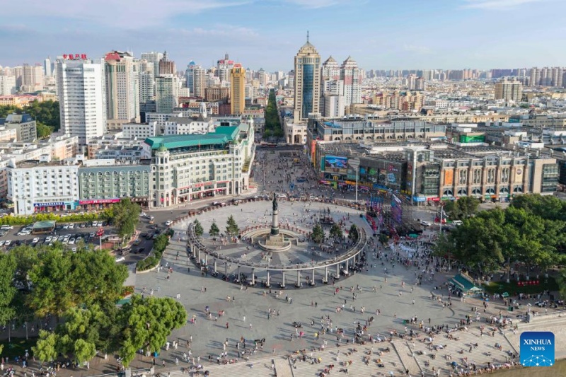 Verão fresco em Harbin atrai turistas para férias