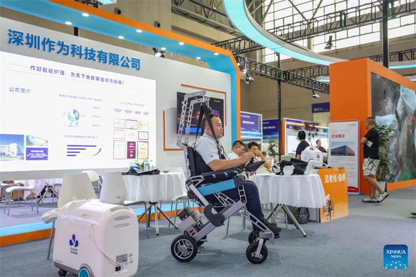 Exposição Mundial da Indústria Inteligente 2025 realizada em Chongqing, sudoeste da China