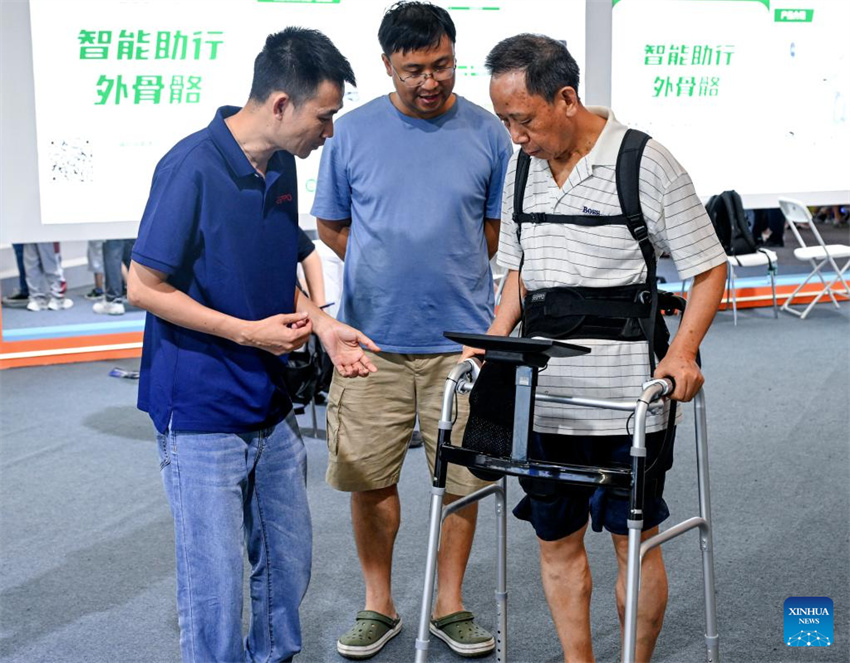 Exposição Mundial da Indústria Inteligente 2025 realizada em Chongqing, sudoeste da China