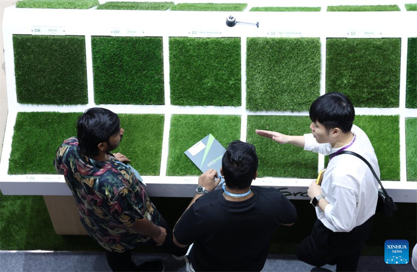 Feira de Cantão atrai número recorde de compradores globais