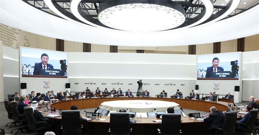 Xi Jinping apresenta proposta de cinco pontos para construção da comunidade Ásia-Pacífico