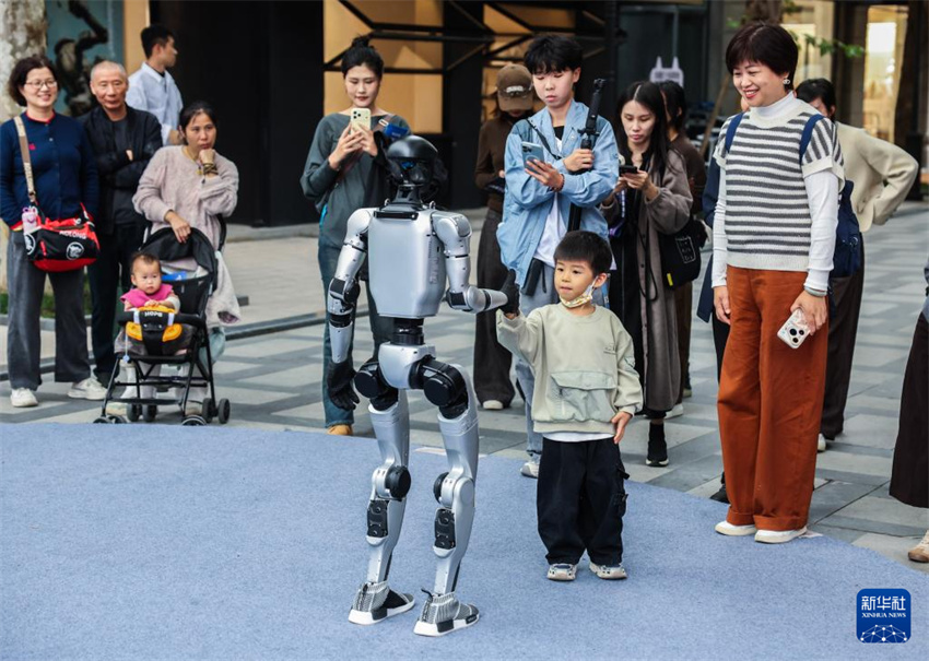 Zhejiang: cidade antiga de Tongxiang lança Carnaval da Vida Digital