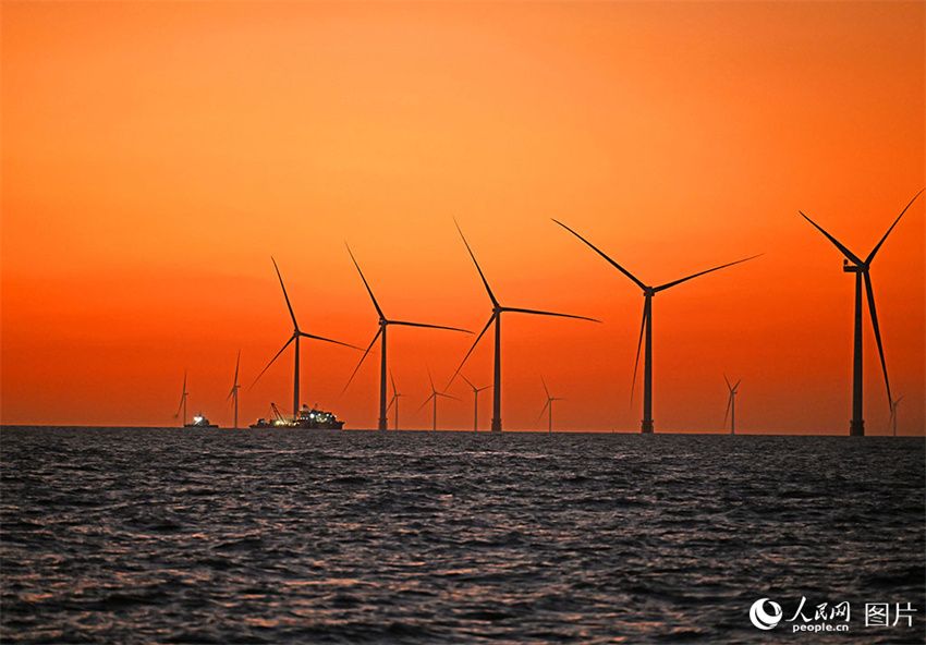 China: projeto de energia eólica offshore mais distante conecta à rede elétrica