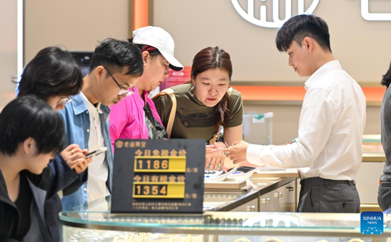 Vendas duty-free em Hainan disparam 128,9% no feriado de Ano Novo