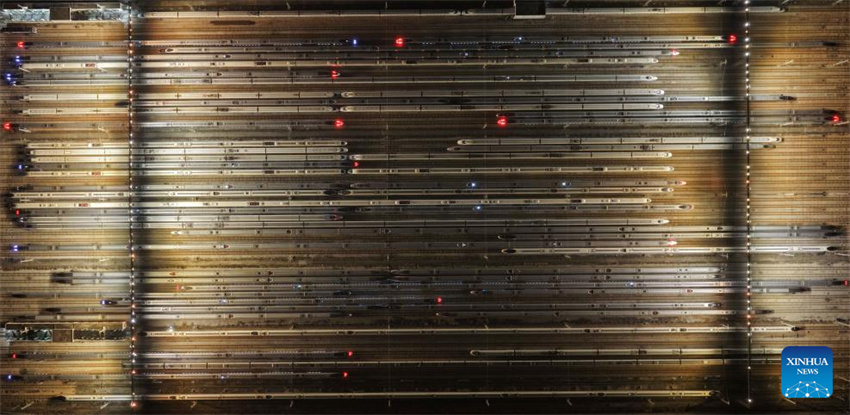 China: trens de alta velocidade a postos para o pico de viagens do Festival da Primavera