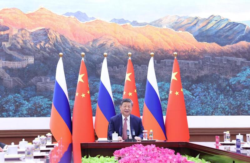 China e Rússia devem manter conjuntamente a estabilidade estratégica global em meio a um cenário internacional turbulento, diz Xi Jinping