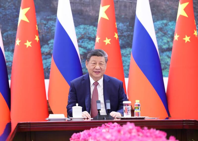 China e Rússia devem manter conjuntamente a estabilidade estratégica global em meio a um cenário internacional turbulento, diz Xi Jinping