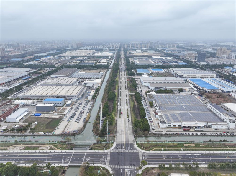 Pequena cidade no leste da China reúne mais de 560 empresas alemãs com novos patamares de investimento