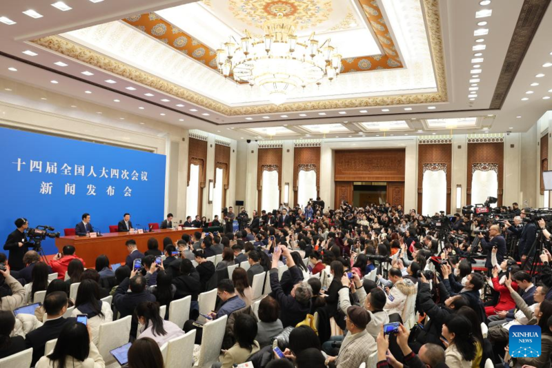 Legislatura nacional da China realiza coletiva de imprensa antes da sessão anual