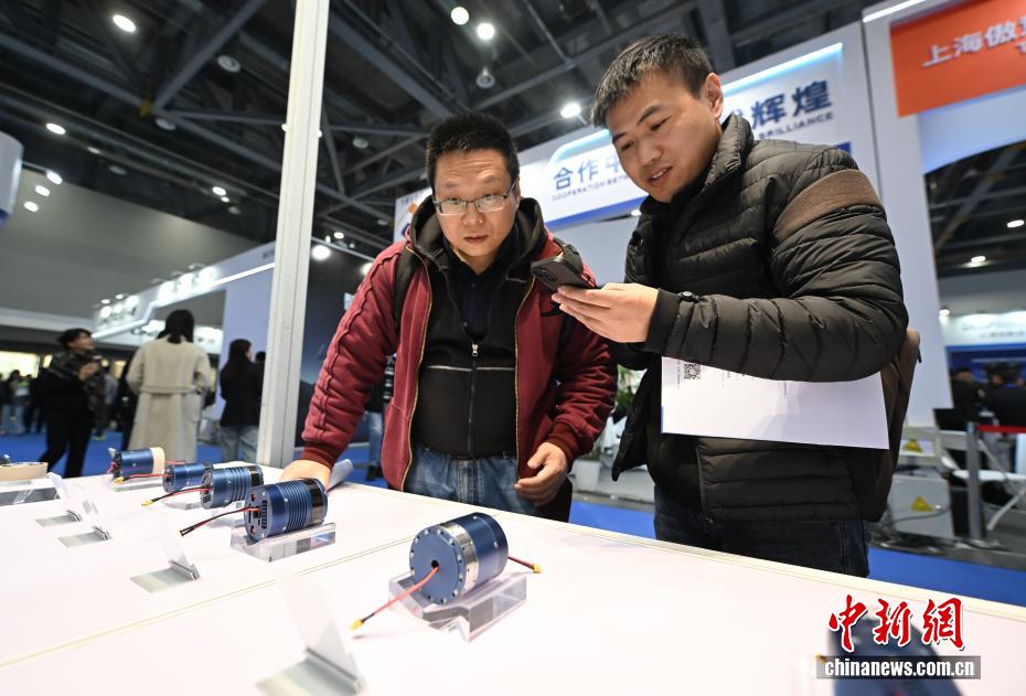 Feira de robôs humanoides realizada em Hangzhou