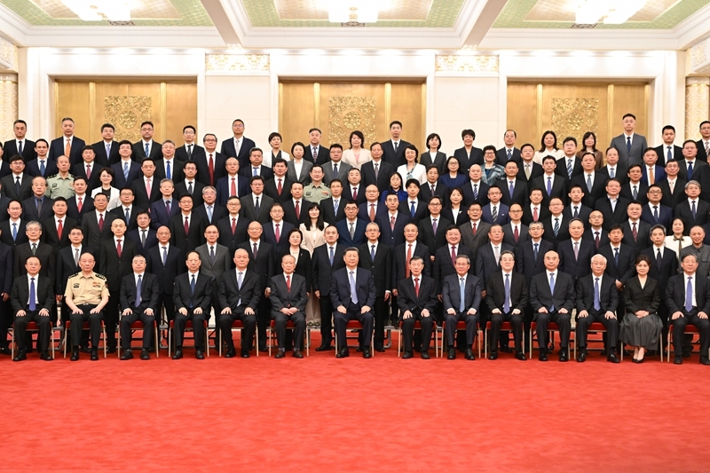 Xi Jinping pede avanço da modernização chinesa através de inovação científica e tecnológica