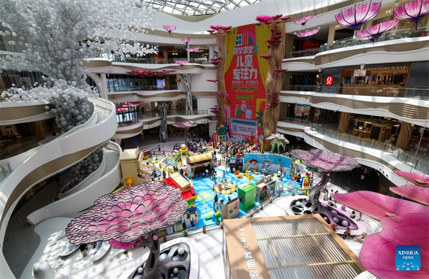 Hainan intensifica esforços para se tornar um destino de turismo e consumo de classe mundial