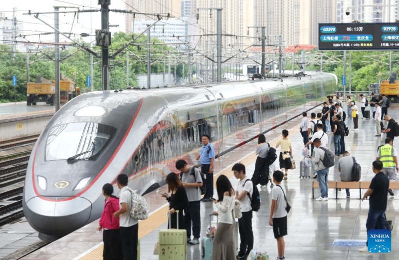 Transporte ferroviário da China mobiliza total de 1,01 bilhão de passageiros durante férias de verão