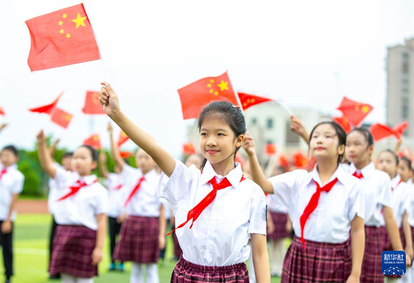 China celebra Dia Nacional com realização de atividades diversas